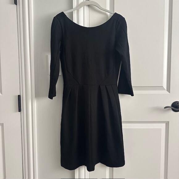 Amanda Uprichard Black Ponte Classic Dress Size: Medium - Picture 1 of 10